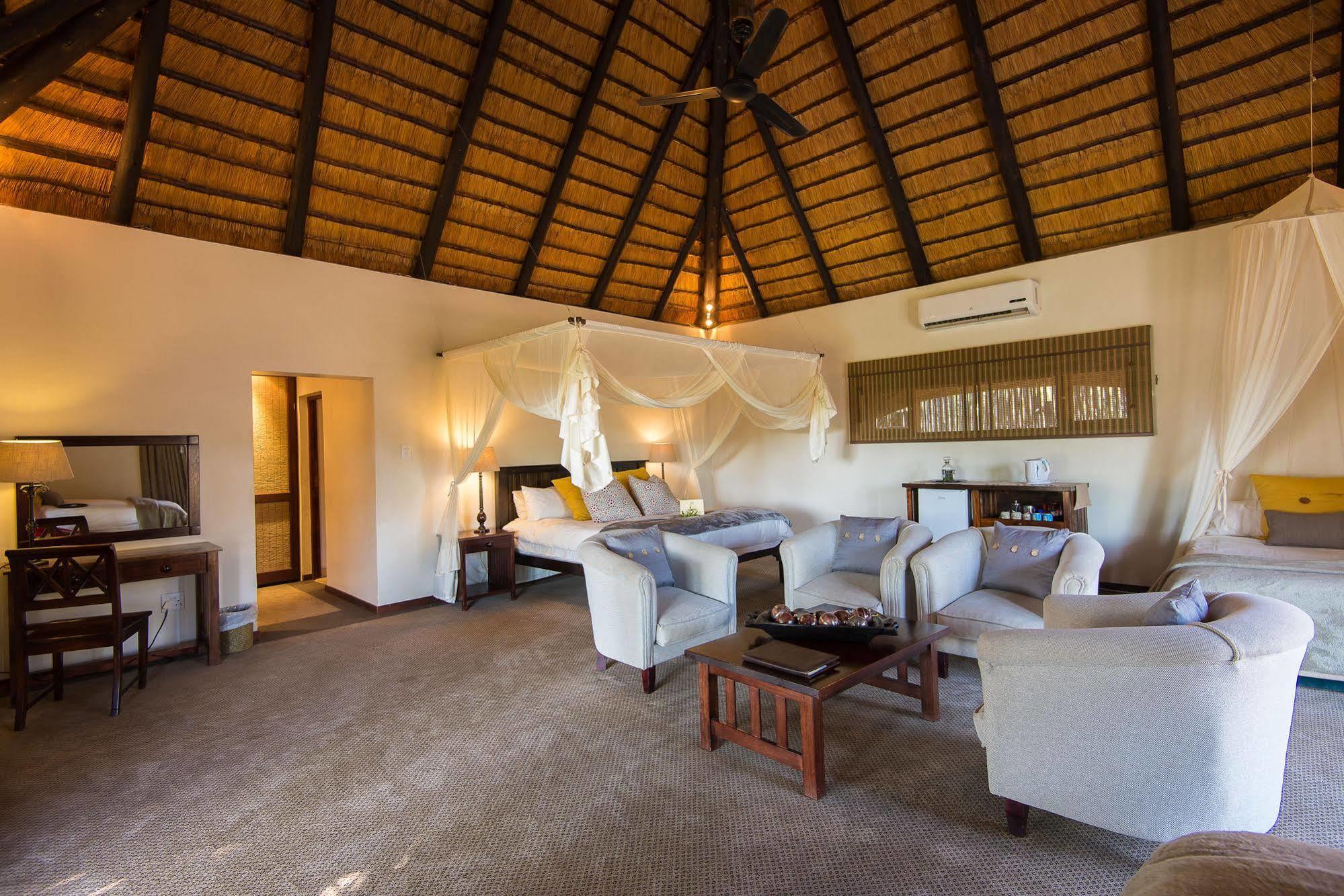 Inyati Game Lodge Metsi ภายนอก รูปภาพ