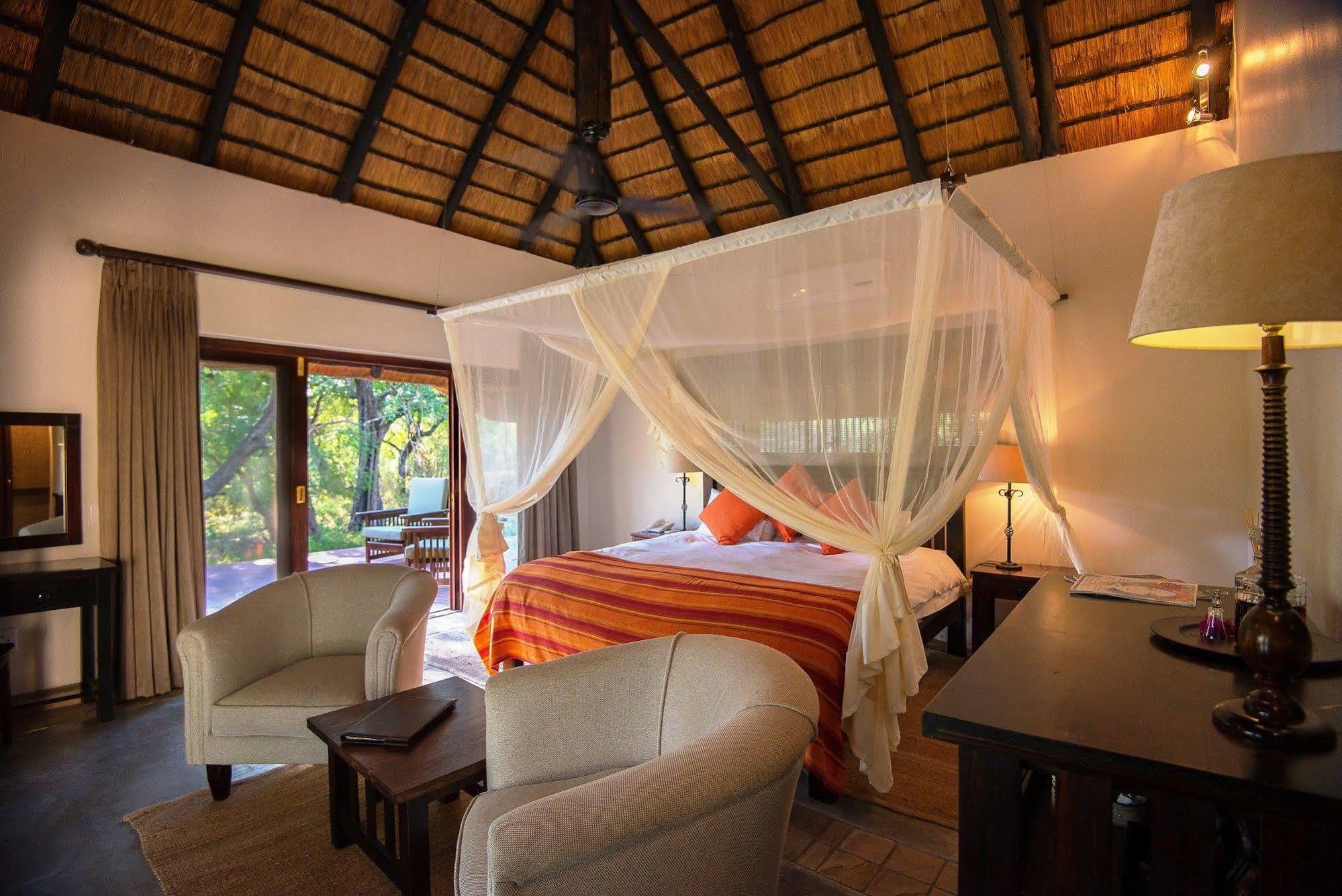 Inyati Game Lodge Metsi ภายนอก รูปภาพ
