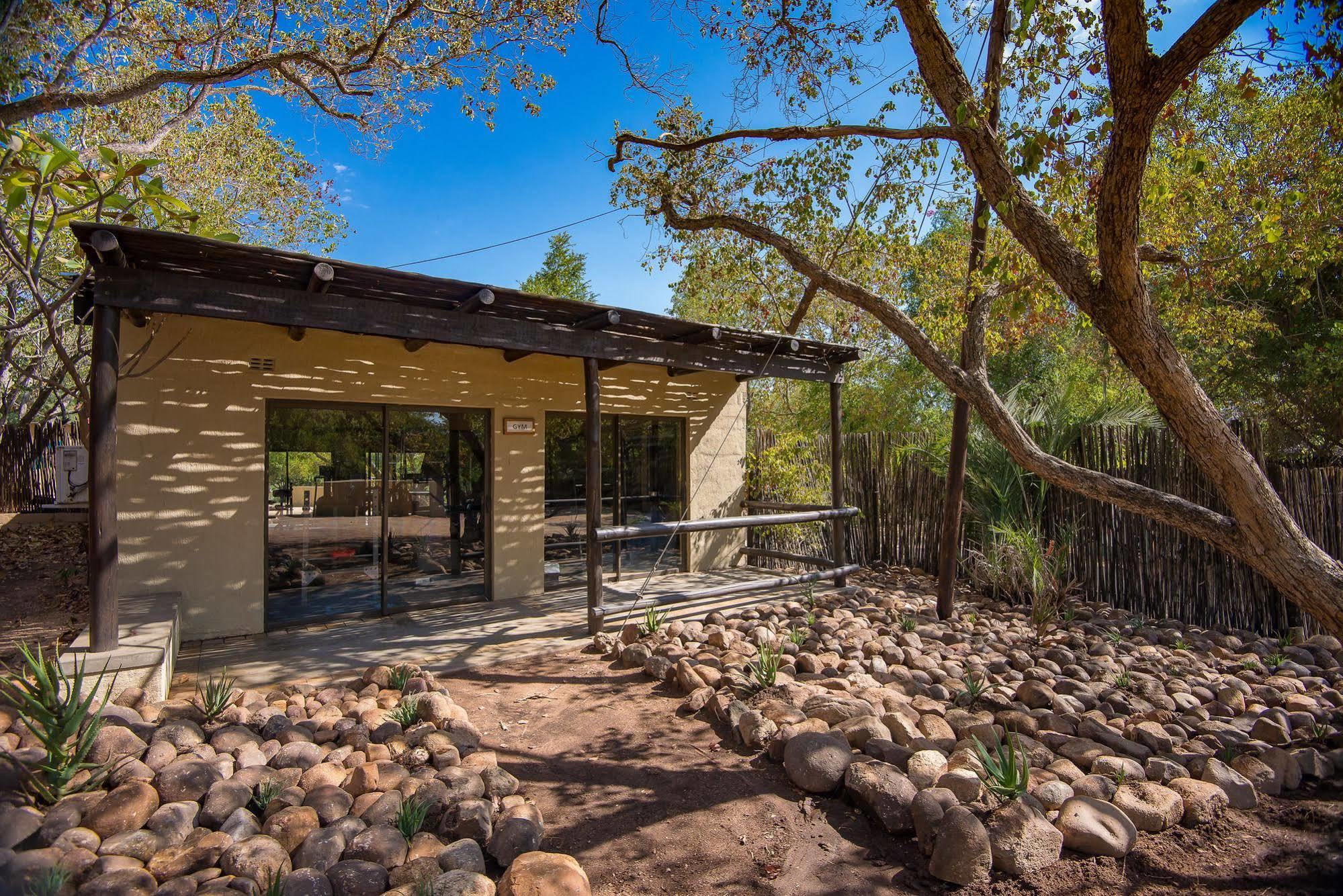 Inyati Game Lodge Metsi ภายนอก รูปภาพ