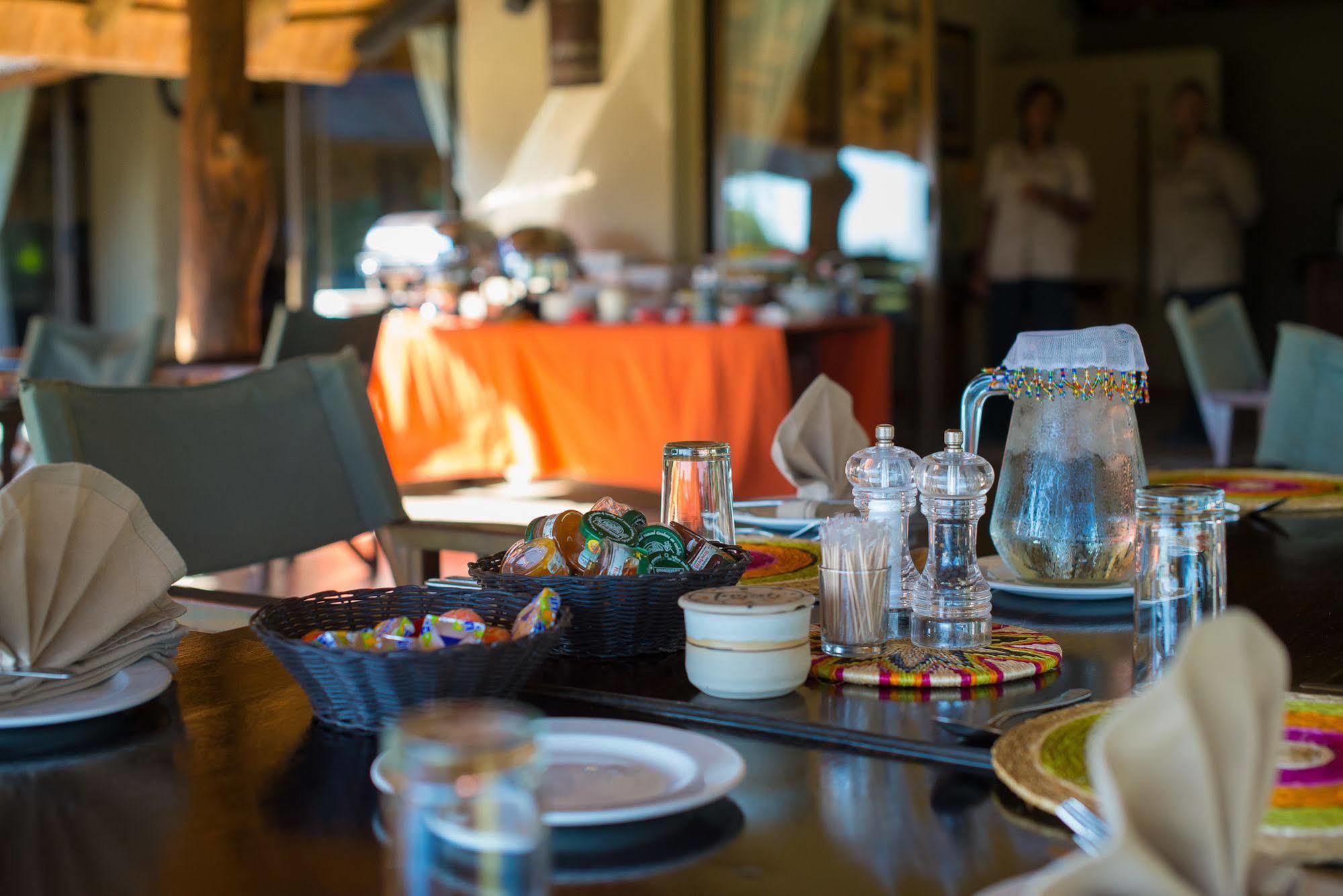 Inyati Game Lodge Metsi ภายนอก รูปภาพ