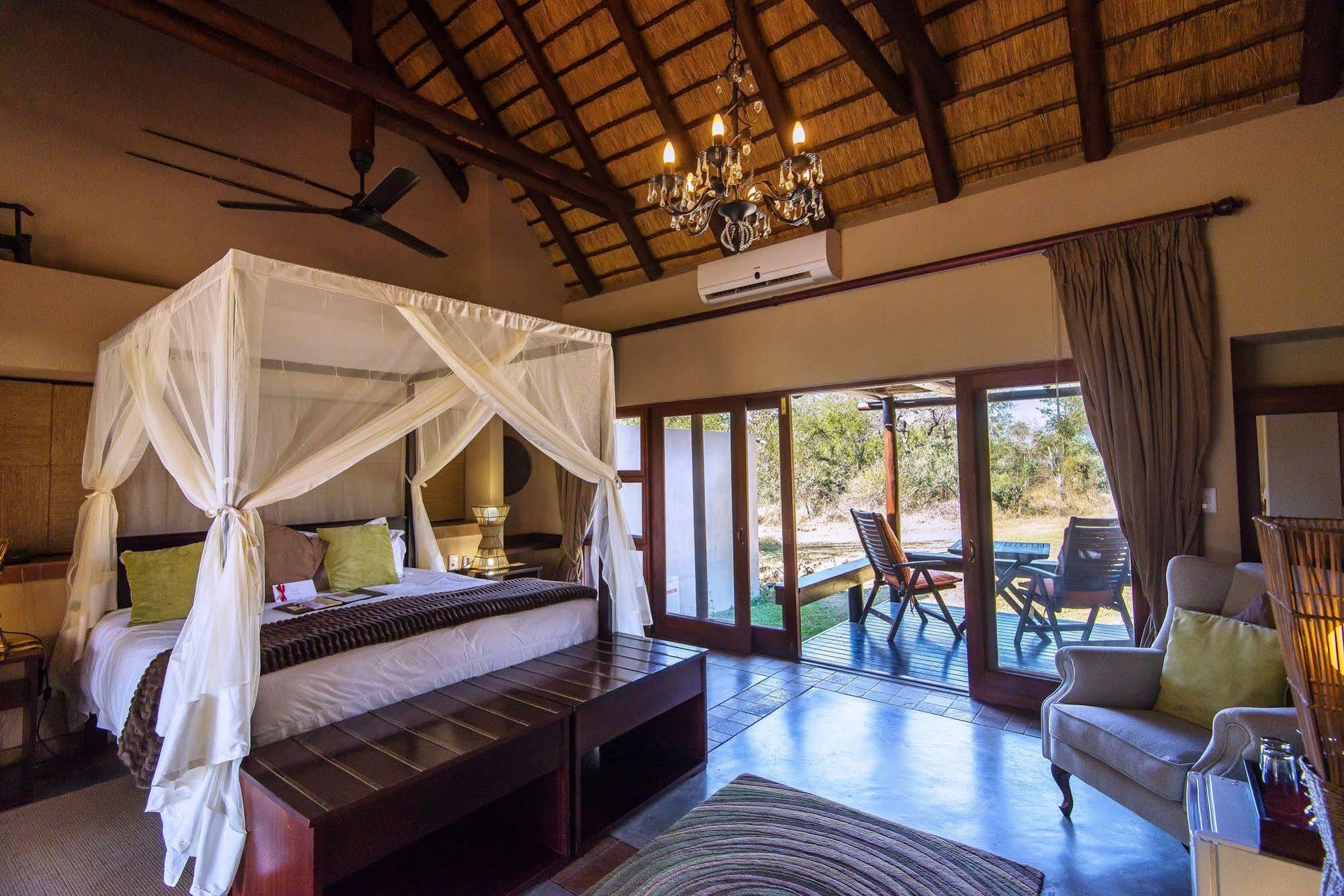 Inyati Game Lodge Metsi ภายนอก รูปภาพ